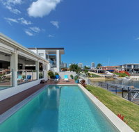 Belle Of Broadbeach - New Castle Holiday