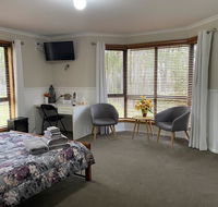 Belle's Bed  Breakfast - New Castle Holiday