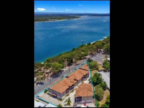 Bellissimo - New Castle Holiday 1