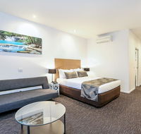 Belmercer Motel - New Castle Holiday