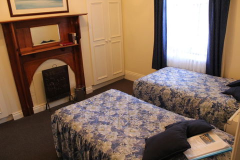 Benambra Bed & Breakfast - New Castle Holiday 2