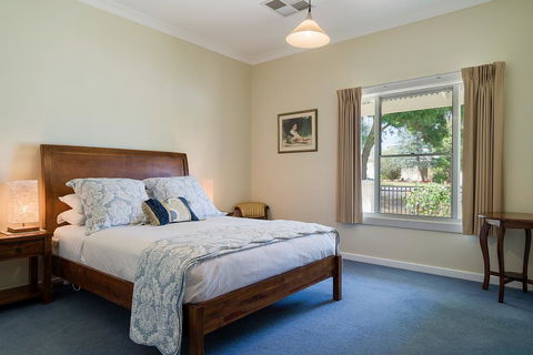 Berkeley Street Townhouse - New Castle Holiday 2