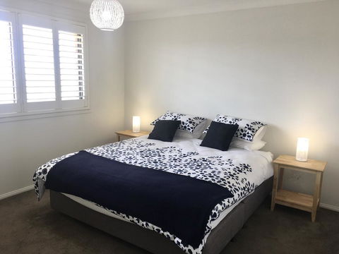 Bermagui Beach Apartment - New Castle Holiday 3