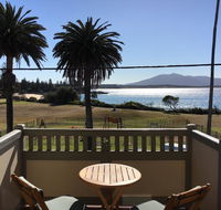 Bermagui Beach Hotel - New Castle Holiday