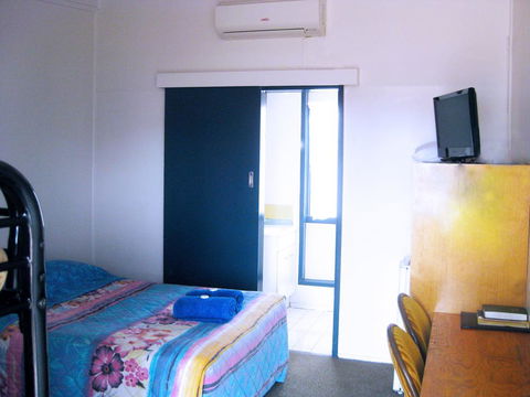 Billabong Hotel - New Castle Holiday 2