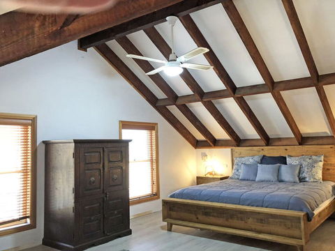 Birubi Beach House' 14 Campbell Avenue - Fantastic House And Close To The Surf Beach - New Castle Holiday 1