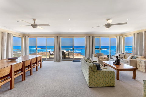 Birubi Lane 4 - Anna Bay - New Castle Holiday 1