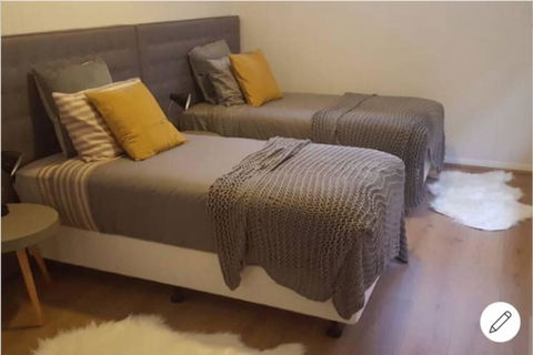 Blackheath Homely Modern Cottage - New Castle Holiday 2