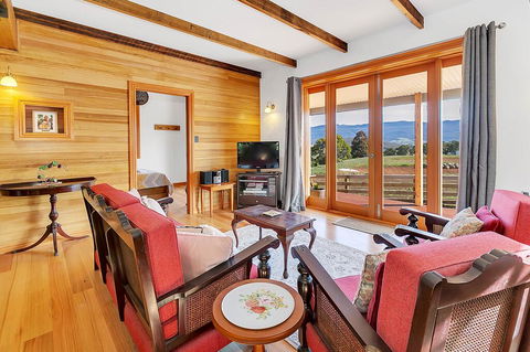 Blackwood Park Cottages Mole Creek - New Castle Holiday 3