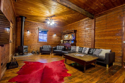 Blaxland's Cottage - New Castle Holiday 2