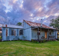 Blaxland's Cottage - New Castle Holiday