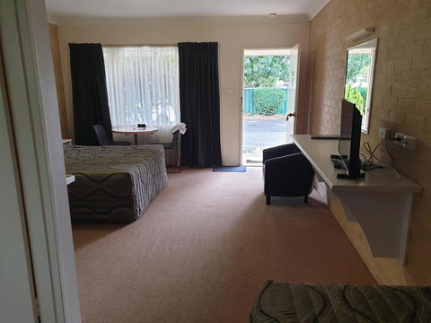 Blayney Central Motel - New Castle Holiday 2