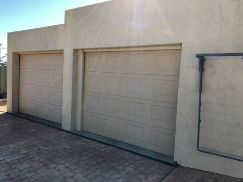 Blue Bay Beach Getaway - New Castle Holiday 1