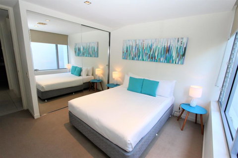 Blue On Blue Apartment 923 - New Castle Holiday 0