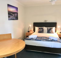 Blue Waters Motel - New Castle Holiday