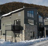 Blues Air 1 - New Castle Holiday