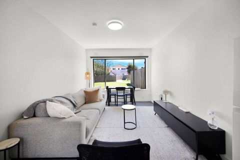 The Seaholme Beachside Escape - New Castle Holiday 0