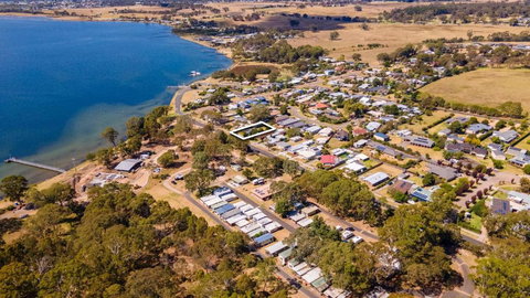 The Shack - New Castle Holiday 1