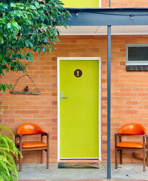 WARBURTON MOTEL - Where Mid-century Style Meets The Mountains - New Castle Holiday 2