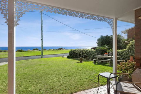 WATERFRONT - BAY VIEWS - Edgewater Springs - New Castle Holiday 1