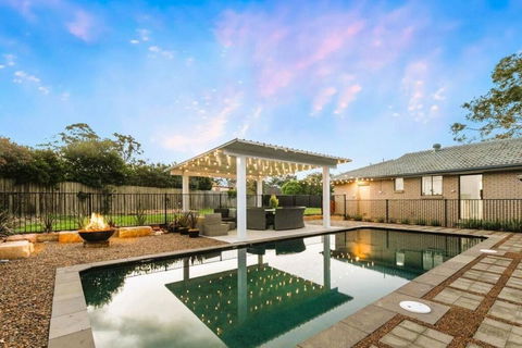 Wine Stop Quarters On Ivanhoe - New Castle Holiday 0