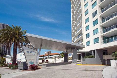 Wings Luxury Apartment Netflix - New Castle Holiday 1