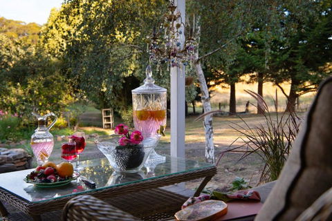 Wisteria Hysteria - New Castle Holiday 1