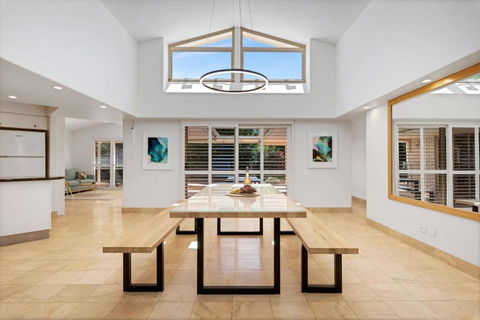 Witta Circle 24 - New Castle Holiday 1