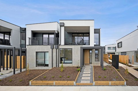 Wurrak Water View 20 - New Castle Holiday 0