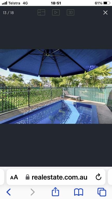 A Little Golf, A Refreshing Swim And A Lot Of Wine - New Castle Holiday 0