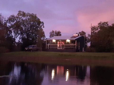 AAOK Lakes Resort And Caravan Park - New Castle Holiday 1