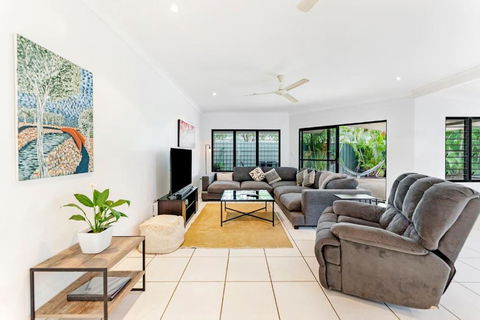 Ah Mat Bungalow - Tropical Darwin Stay With Pool - New Castle Holiday 2