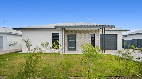 Berrimah Cozy Retreat - New Castle Holiday 2