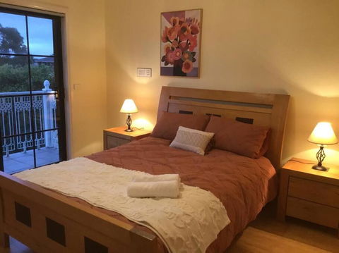 Welcome To Goodwood House! 12 Mins To Melbourne International Airport! - New Castle Holiday 2