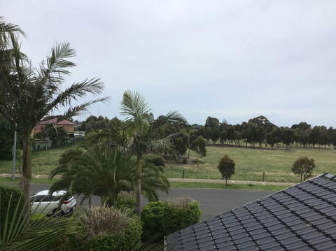 Welcome To Goodwood House! 12 Mins To Melbourne International Airport! - New Castle Holiday 3