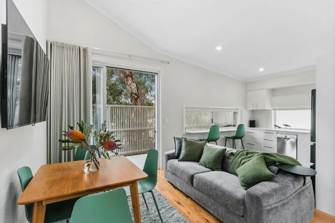 WILL56 - Gumtree Studio - New Castle Holiday 1