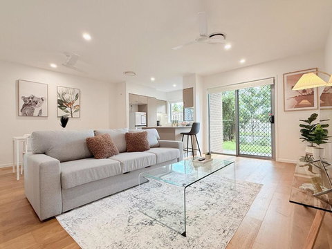 Wynnum Oasis Retreat - New Castle Holiday 0