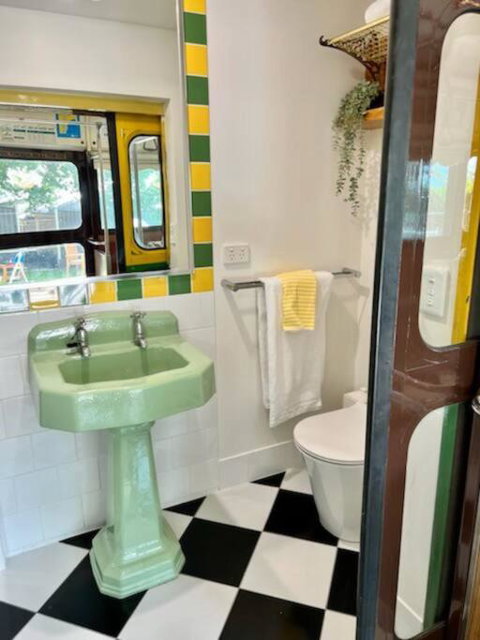 Yarra Valley Tram Stay - New Castle Holiday 1