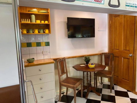 Yarra Valley Tram Stay - New Castle Holiday 2