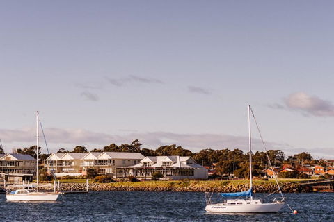 York Cove Hotel - New Castle Holiday 1