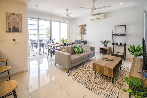 ZEN CENTRAL CBD - Affordable 3-Bdrm Apt In The Heart Of Darwin City - New Castle Holiday 1