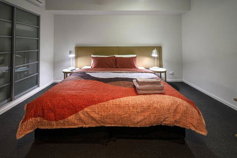 ZEN CITY & SEA Executive 1-BR Suite In Darwin CBD - New Castle Holiday 1