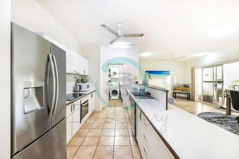 ZEN FORESHORE Cozy 2-BR, 2-BA Holiday Home + Pool - New Castle Holiday 3