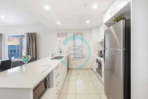 ZEN OCEAN BLISS - Cozy 2-BR/2-BA Sea View Retreat - New Castle Holiday 2