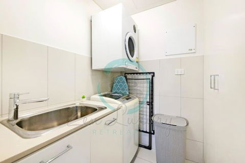 ZEN TOWERS: Cozy Executive 3-BR Family Apt In Darwin City - New Castle Holiday 1