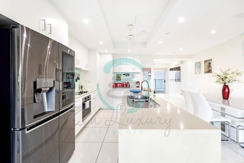 ZEN Tree Blossom: 3-BR Luxury Apt Near Waterfront - New Castle Holiday 2
