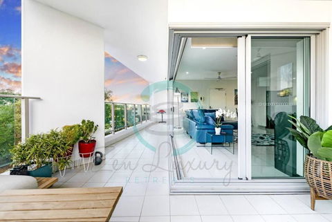 ZEN Tree Blossom: 3-BR Luxury Apt Near Waterfront - New Castle Holiday 3