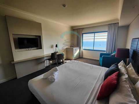 ZEN88 ESPLANADE: Hotel Suite W/ Ocean/Sunset Views - New Castle Holiday 0