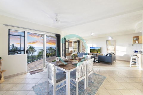 ZEN FORESHORE: 3-BR Nightcliff Foreshore-Front Apt - New Castle Holiday 0