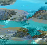 Giant Tides Tour - Cygnet Bay Pearl Farm - New Castle Holiday